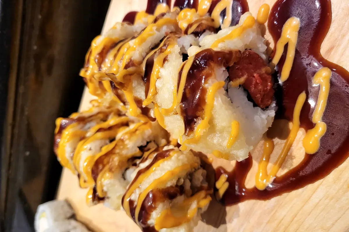 Crazy Girl, a lightly fried roll of spicy tuna and cream cheese
