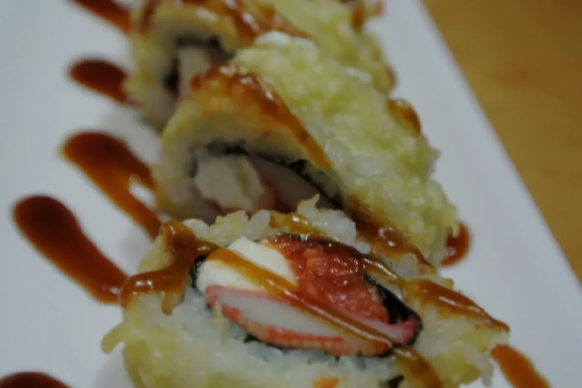 Las Vegas roll, a deep fried roll of spicy tuna, cream cheese and crab