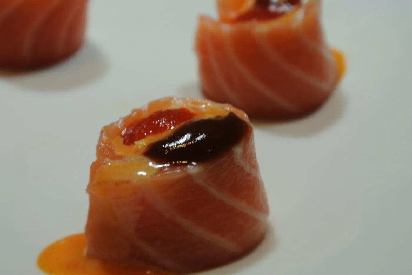 Eskimo - salmon and spicy crab, made without rice